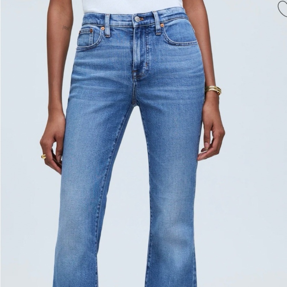 Madewell Flea Market Flare Jeans in Amaretto Wash